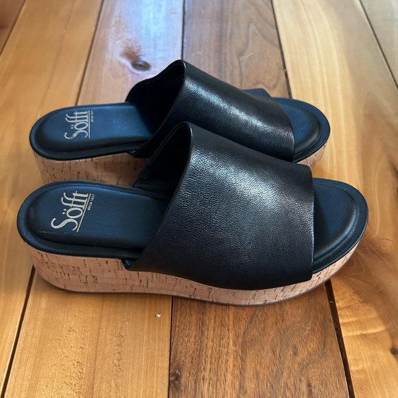 Söftt platform sandals: black, size 6, and new - Picture 5 of 6